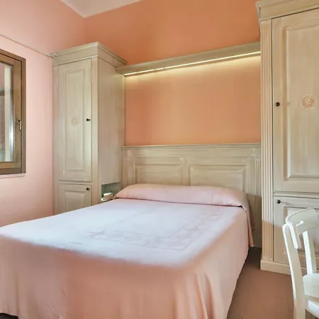 With Private In Just 100 Meters From The Sea Aparthotel 4*