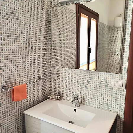 With Private In Just 100 Meters From The Sea 4* Bosa Marina